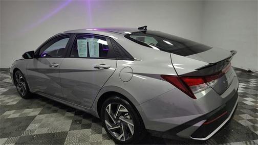 2025 Hyundai ELANTRA Sport