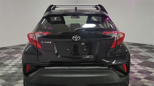 2021 Toyota C-HR LE