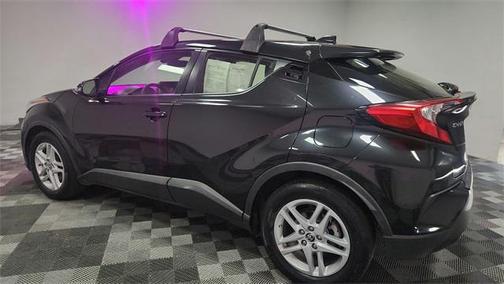 2021 Toyota C-HR LE