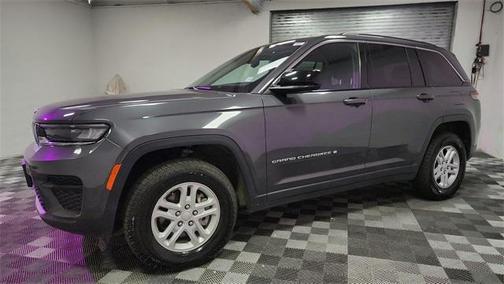 2024 Jeep Grand Cherokee Laredo