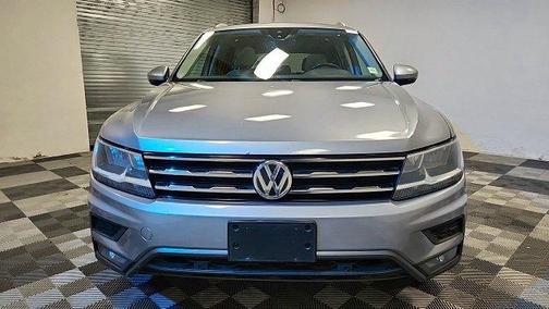 Silver Metallic 2021 Volkswagen Tiguan 2.0T SEL