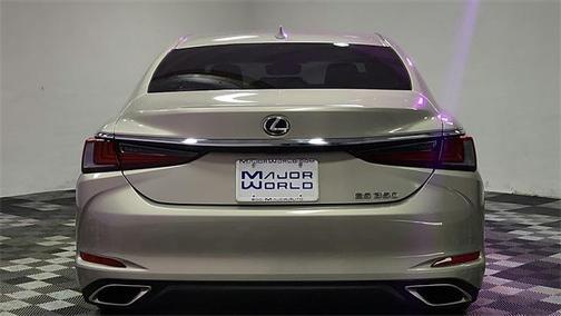 2025 Lexus ES 350 Base
