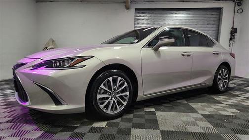 2025 Lexus ES 350 Base