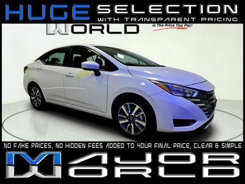 Aspen White Tricoat 2025 Nissan Versa 1.6 SV
