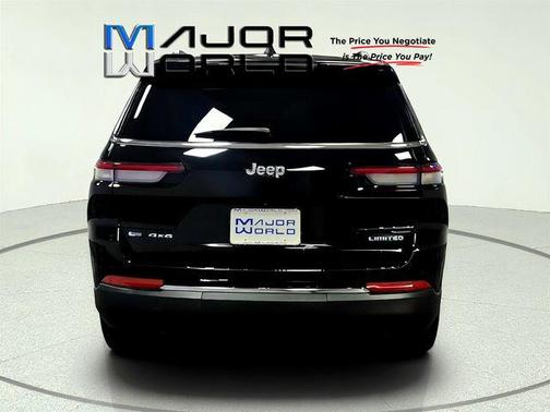 Diamond Black Crystal Pearlcoat 2021 Jeep Grand Cherokee L Limited
