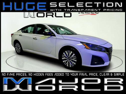 Glacier White 2025 Nissan Altima 2.5 SV