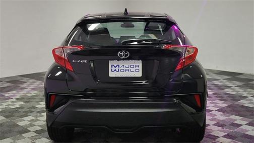 2021 Toyota C-HR XLE