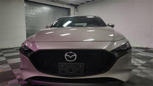 2023 Mazda Mazda3 FWD w/Preferred Package