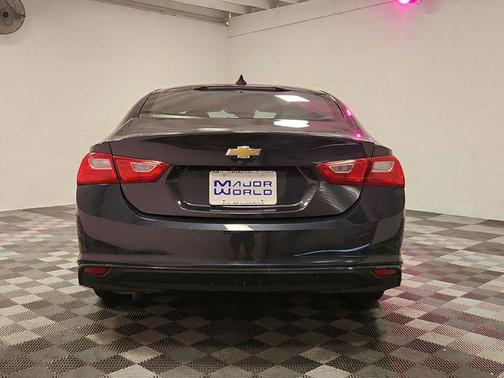 Dark Ash Metallic 2023 Chevrolet Malibu 1LS