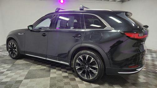 2024 Mazda CX-90 PHEV Premium Plus