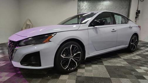 Gray Sky Pearl 2025 Nissan Altima SR FWD