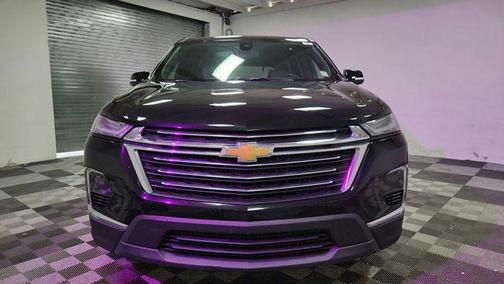 Mosaic Black Metallic 2023 Chevrolet Traverse LT Leather