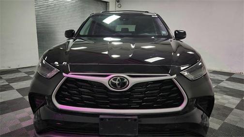 2022 Toyota Highlander L