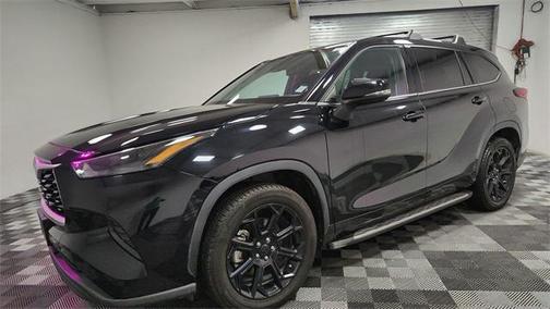 2022 Toyota Highlander L