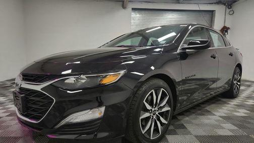 Mosaic Black Metallic 2025 Chevrolet Malibu FWD RS