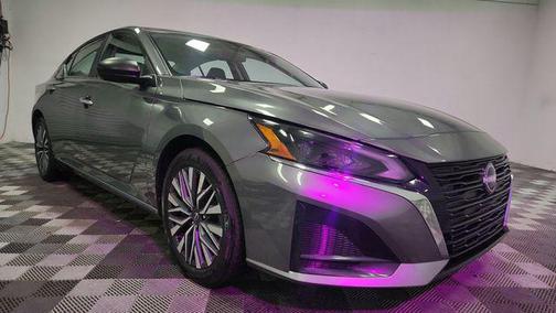 Gun Metallic 2025 Nissan Altima 2.5 SV