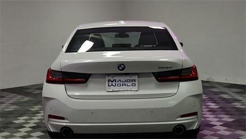 2024 BMW 330 330i