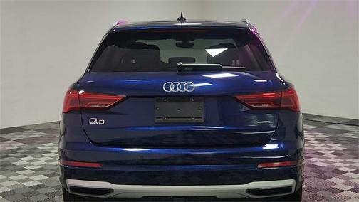2022 Audi Q3 40 Premium Plus