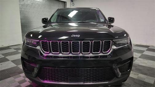 2023 Jeep Grand Cherokee Laredo