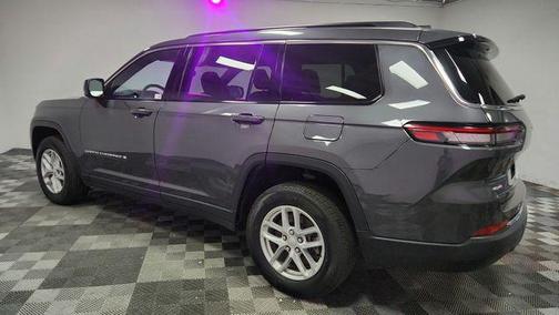 Baltic Gray Metallic Clearcoat 2024 Jeep Grand Cherokee L Laredo