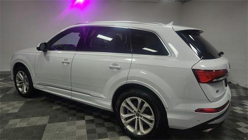 2025 Audi Q7 45 Premium