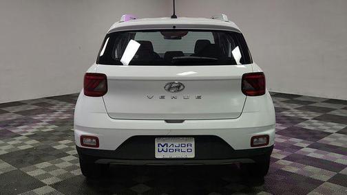 Lunar White 2025 Hyundai VENUE SEL