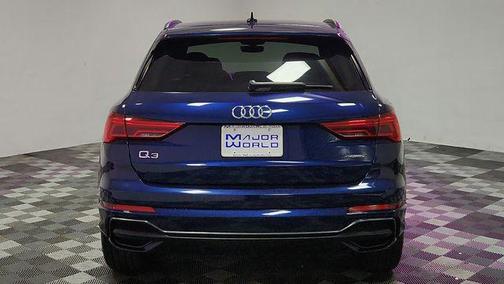 Navarra Blue Metallic 2022 Audi Q3 45 S line Premium Plus
