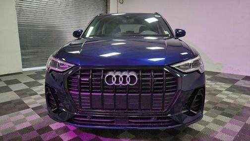 Navarra Blue Metallic 2022 Audi Q3 45 S line Premium Plus