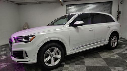 2024 Audi Q7 45 Premium