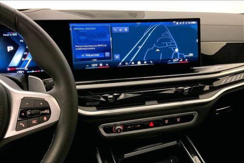 Marina Bay Blue Metallic 2026 BMW X7 M60i