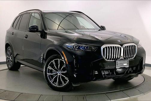 Carbon Black Metallic 2024 BMW X5 PHEV xDrive50e