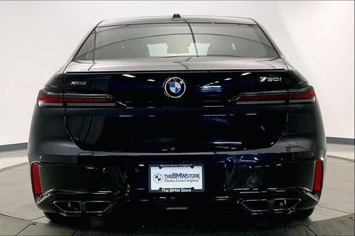 2025 BMW 760 i xDrive