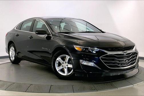 Dark Ash Metallic 2022 Chevrolet Malibu 1LS