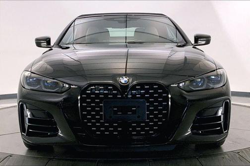 Black Sapphire Metallic 2023 BMW M440 i