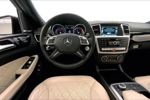 Obsidian Black Metallic 2016 Mercedes-Benz GL-Class 4MATIC