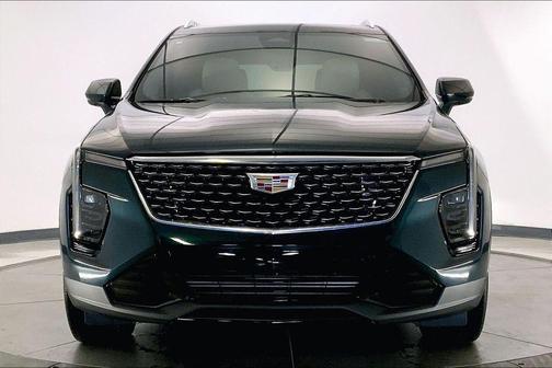 Emerald Lake Metallic 2024 Cadillac XT4 Premium Luxury