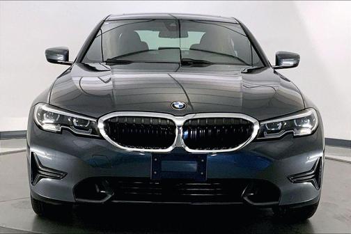 Mineral Grey Metallic 2022 BMW 330 xDrive
