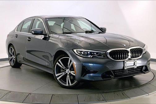 Mineral Grey Metallic 2022 BMW 330 xDrive