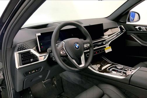 Black Sapphire Metallic 2026 BMW X5 PHEV xDrive50e