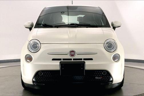 Bianco Perla (Pearl White Tri-Coat) 2014 FIAT 500e Battery Electric