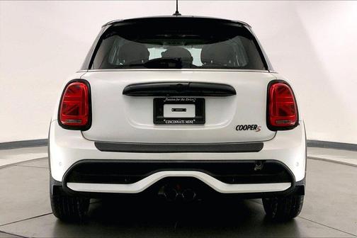 Nanuq White Metallic 2024 MINI Hardtop Cooper S