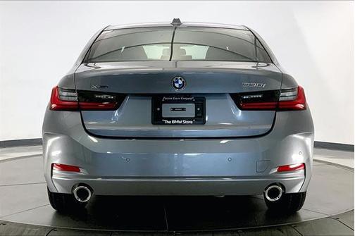 2024 BMW 330 i xDrive