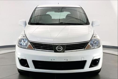 2009 Nissan Versa 1.8 S