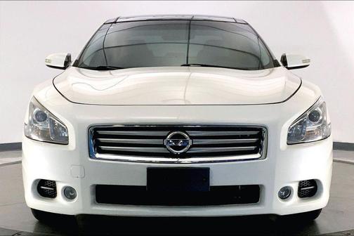 Pearl White 2014 Nissan Maxima SV