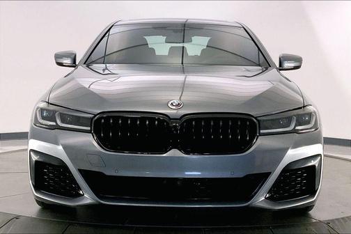 Skyscraper Gray Metallic 2023 BMW M550 i Xdrive