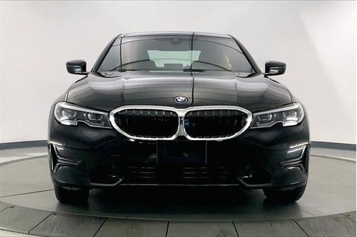 2022 BMW 330e Base