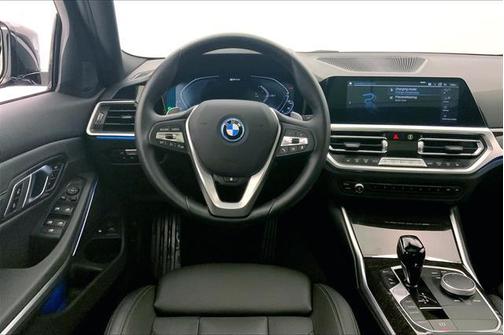 2022 BMW 330e Base
