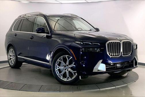 Tanzanite Blue II Metallic 2026 BMW X7 xDrive40i