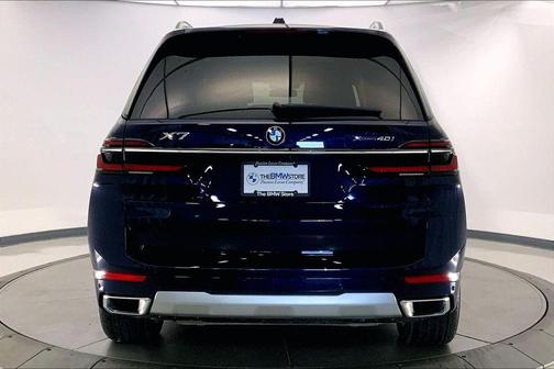 Tanzanite Blue II Metallic 2026 BMW X7 xDrive40i