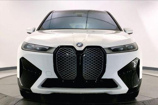 Alpine White 2024 BMW iX xDrive50